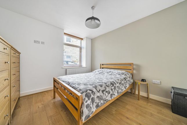 Flat for sale in Broadway, Horsforth, Leeds