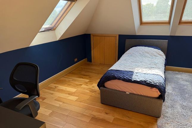 En Suite Room, Surbiton, Surbiton photo 2