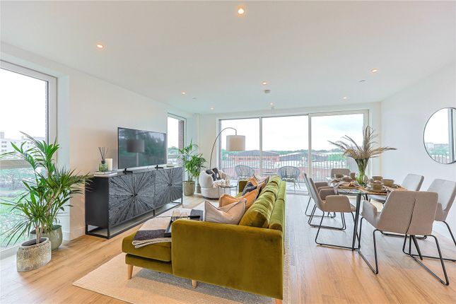 14 Waterview House, 12, Quay Walk, Wembley photo 3