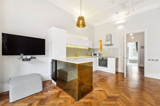 Flat 2, 15, Egerton Gardens, London photo 2