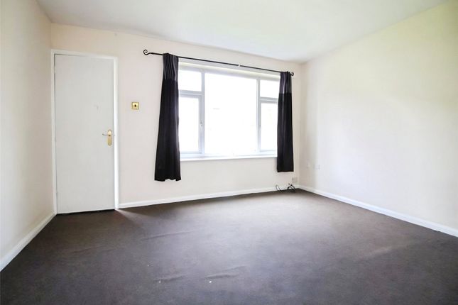 10, Dinsdale Walk, West Midlands photo 2
