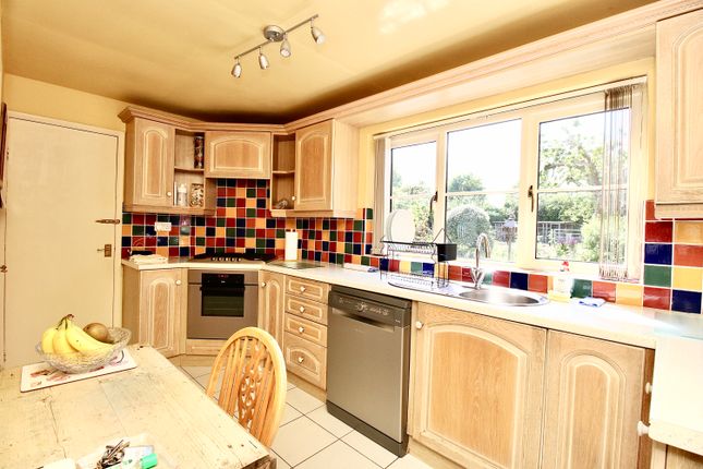 Appletree Cottage, 4, Sturton Road, Lincoln photo 3