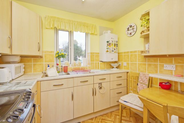 Flat for sale in Palace Court, Silver Street, Wells, Somerset