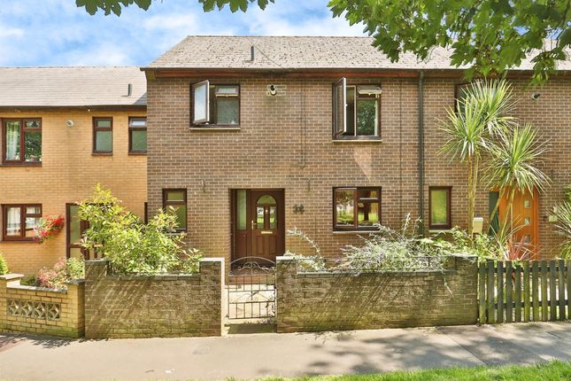 Thumbnail Terraced house for sale in West End Street, Norwich