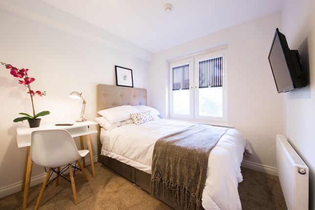 Room to rent in Battle Square, Reading