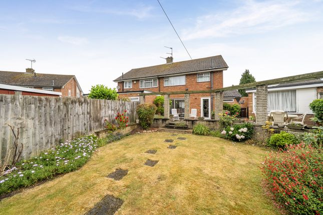 25, Britannia Drive, Gravesend photo 4