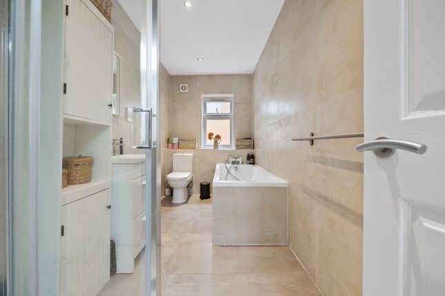 Terraced house for sale in Springdale Road, London