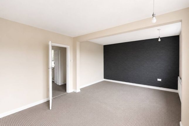 Flat 10, Albert House, Dudley photo 3