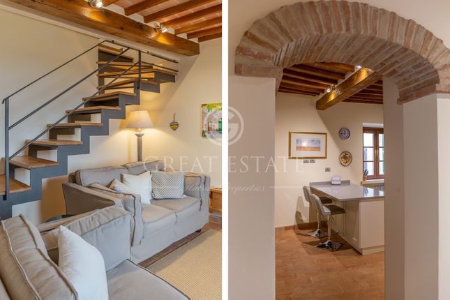 Duplex for sale in Cetona, Siena, Tuscany