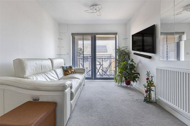 87, Discovery Drive, Kent photo 4