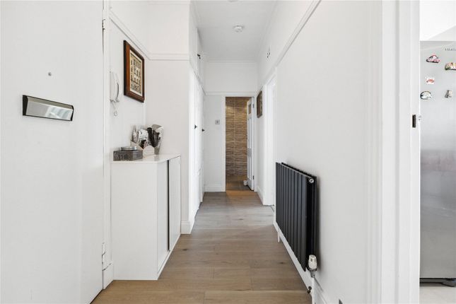 Flat for sale in Parkview Court, 38 Fulham High Street, Fulham, London