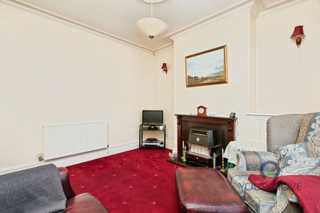 71, Blackpool Street, Staffordshire photo 4