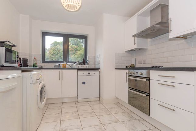 Bertram Way, Norwich photo 4