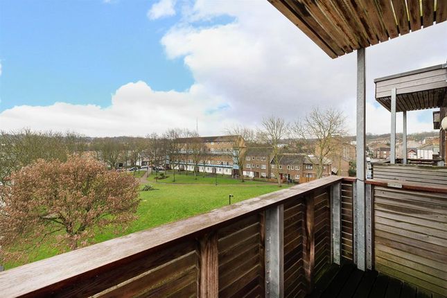 47, Beeton Way, London photo 2