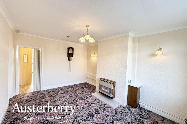 8, East Grove, Stoke-On-Trent photo 4