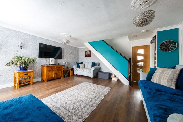 10 Swindale Drive, Newcastle Upon Tyne photo 2