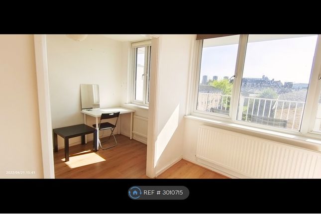 Lucey Way, London photo 5