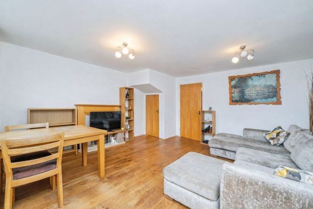 72, Derby Road, Uttoxeter photo 3