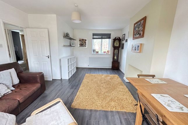 35 Picton Square, Crewe photo 2