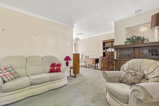 31, Trinity Drive, Holme photo 3
