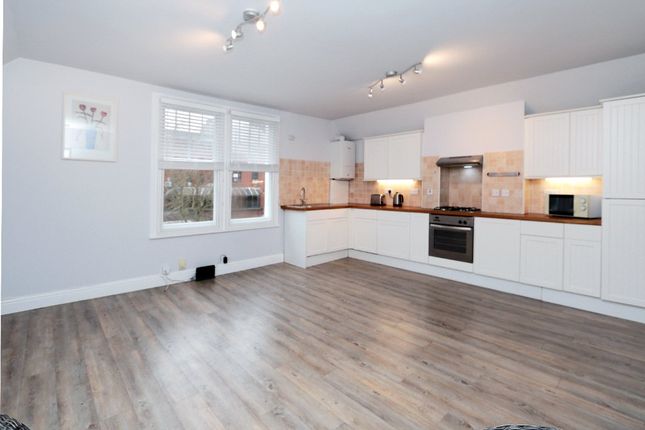 9b, Brighton Road, Surbiton photo 4