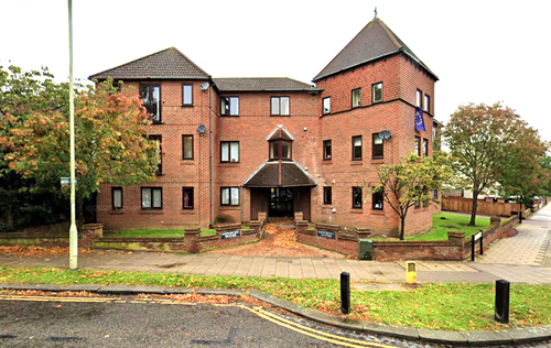 Thumbnail Flat to rent in Newbury House, Kimbolton Road, Bedford