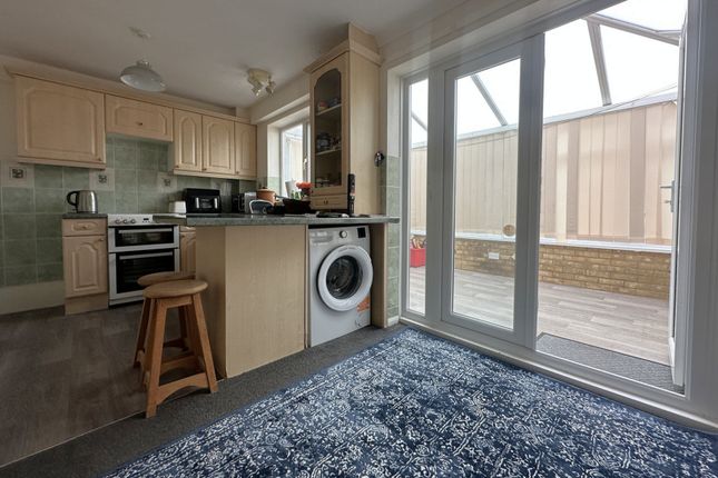 11, Haywards Close, Deal photo 3