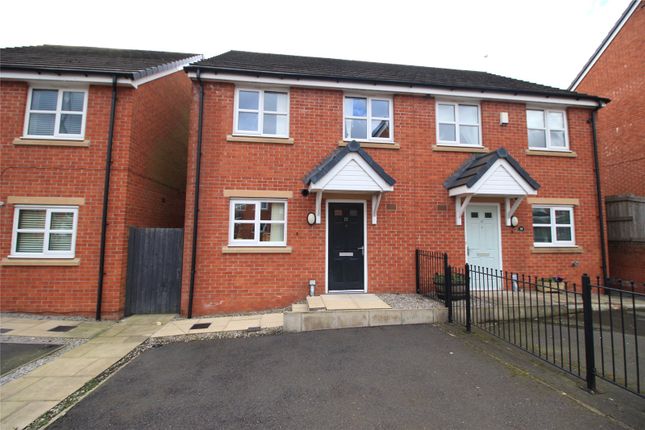 Thumbnail Semi-detached house for sale in London Road, Oldham, Greater Manchester