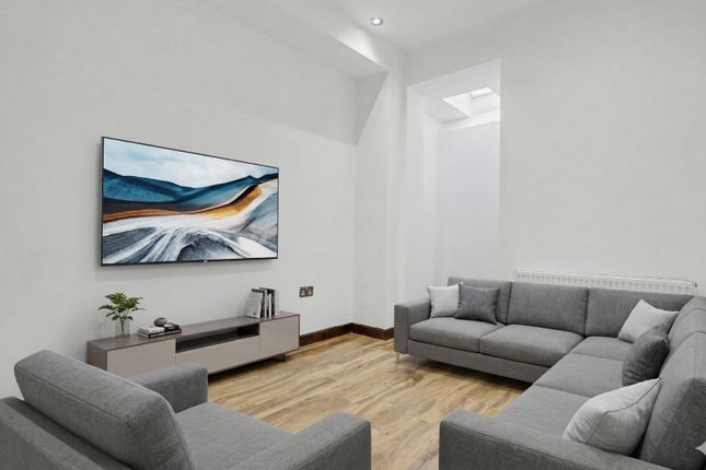 21, Salisbury Road, London photo 2