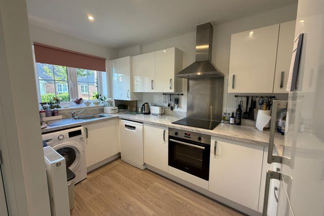 4, Newfoundland Drive, Sturminster Newton photo 2
