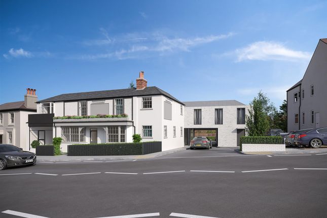 Thumbnail Flat for sale in The Oaks, Sparrows Herne, Bushey