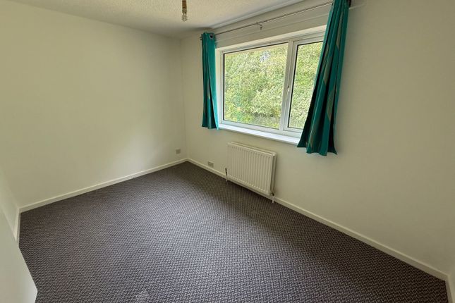 36 Bronwydd, Swansea photo 5