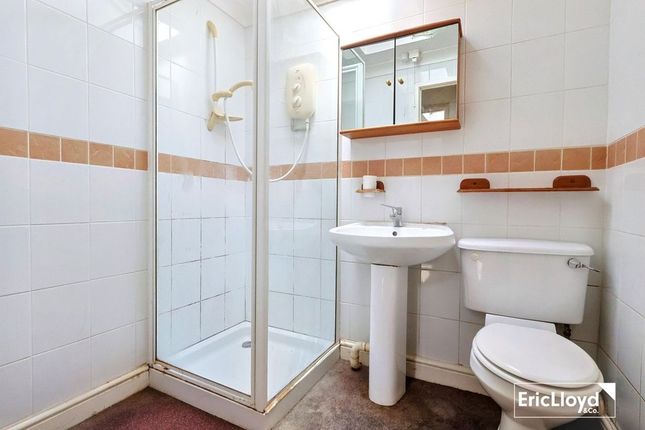 14, Cumber Close, Brixham photo 4