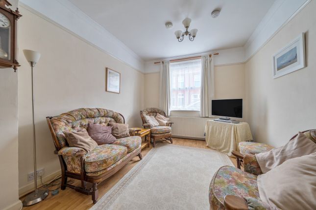 17, Eastbourne Gate, Somerset photo 4