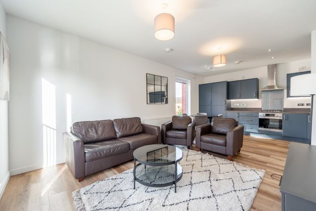 Flat 2/1, 10, Greenholme Street, Glasgow photo 3