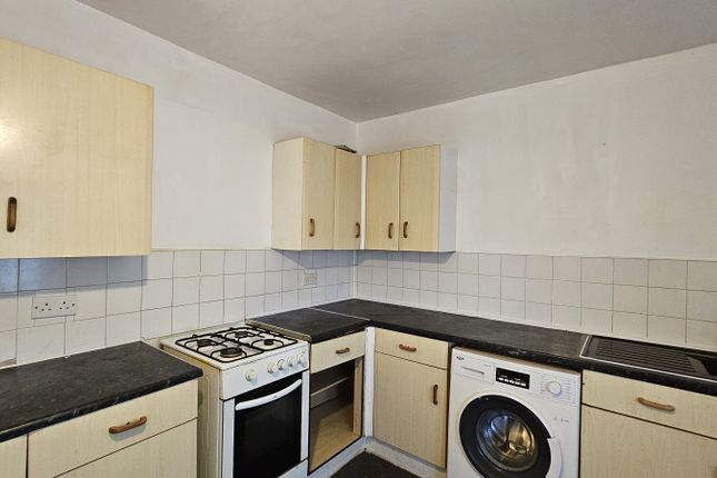 1 Bed Flat To Rent Rugby Garden, Romford Rm9
