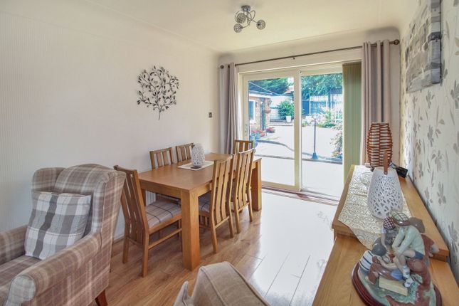49, Croft Drive, Wirral photo 4