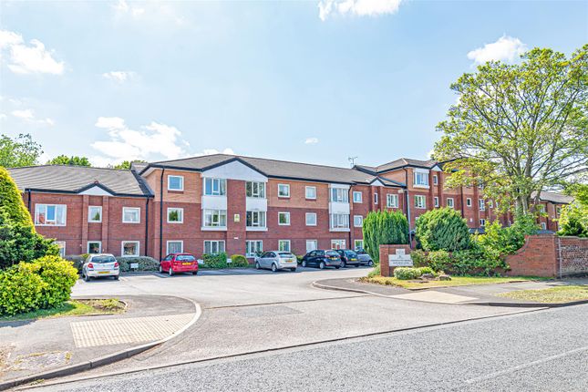 Thumbnail Flat to rent in Undercliffe House, Dingleway, Appleton, Cheshire