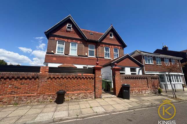 43 Edmund Road