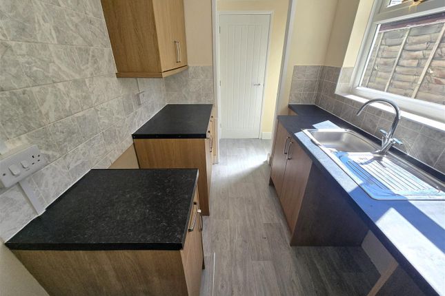 12, Tennyson Road, Lowestoft photo 3