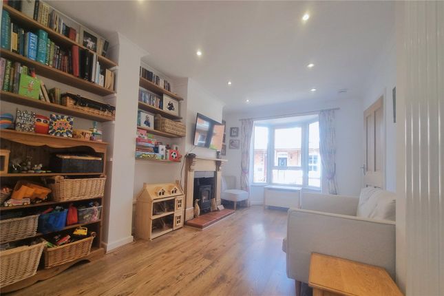 3, New Road, Tongham photo 4