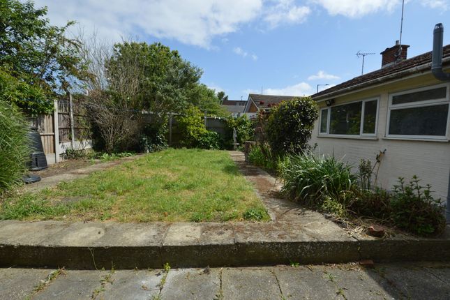 Detached bungalow to rent in Victoria Avenue, Southend-On-Sea