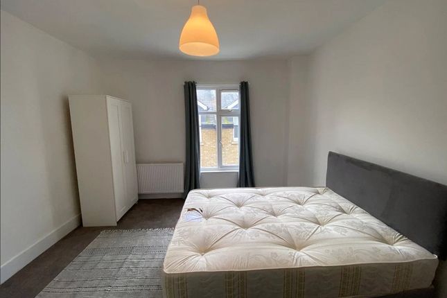 Room 4, 5, St. Marys Square, London photo 2
