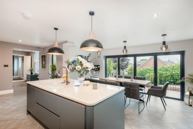 32, Maidenhead Road, Stratford-Upon-Avon photo 2