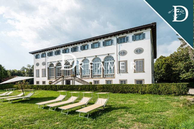 Duplex for sale in Via Fraga Alta, Capannori, Toscana