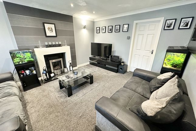 22, Plovers Way, Herons Reach photo 2