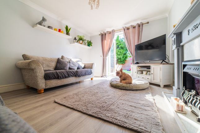 48, Thorne Way, Cardiff photo 4