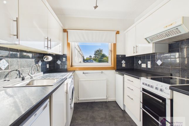 Urquhart Drive, East Mains, East Kilbride photo 2