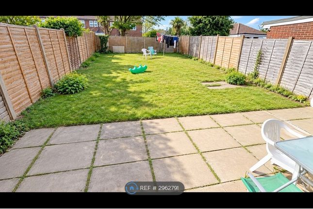 Aldridge Road, Slough photo 2