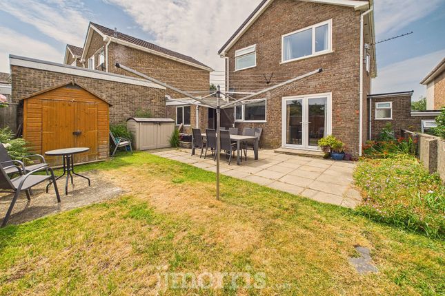 12 Masefield Drive Priory Park, Haverfordwest photo 4